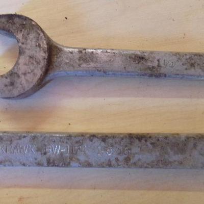 WS-11  RIGID TOOLBOX WITH BIG WRENCHES