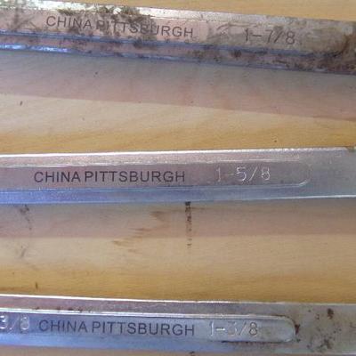 WS-11  RIGID TOOLBOX WITH BIG WRENCHES