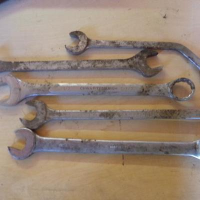 WS-11  RIGID TOOLBOX WITH BIG WRENCHES