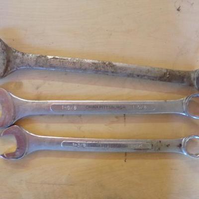 WS-11  RIGID TOOLBOX WITH BIG WRENCHES