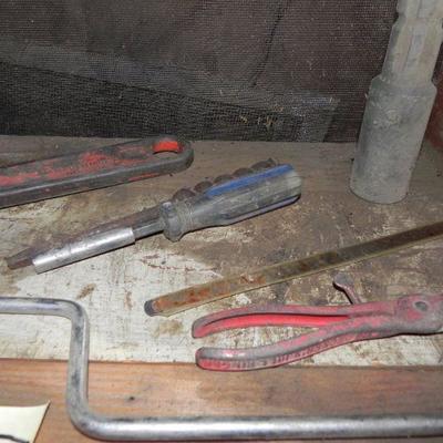 S2-6  HAND TOOLS