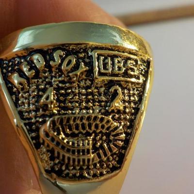 " 1918 Red Sox World Series Ring" Reproduction of Babe Ruthes.