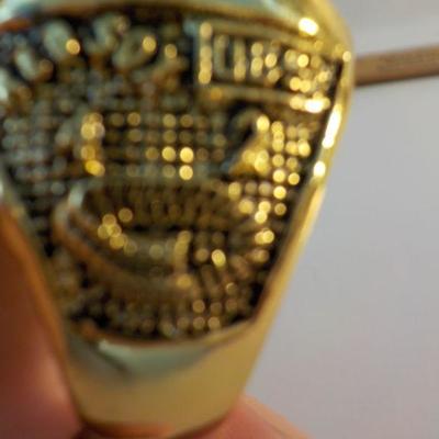 " 1918 Red Sox World Series Ring" Reproduction of Babe Ruthes.