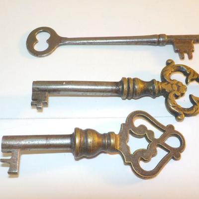 " Antique 1800's keys".