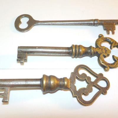 " Antique 1800's keys".