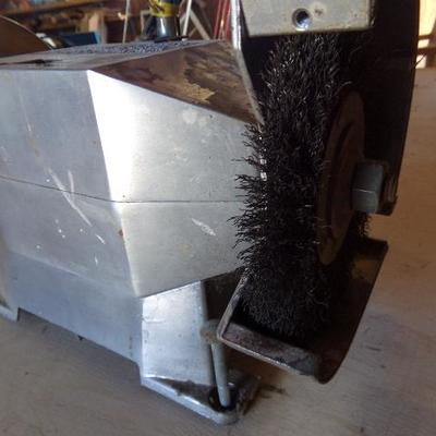 WS-16  WEN BENCH GRINDER