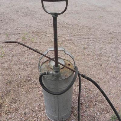 S2-17  VINTAGE OIL PUMP