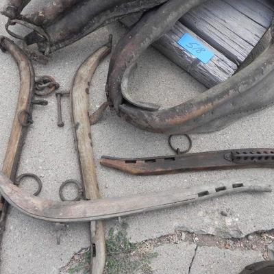 S2-18  HORSE COLLARS AND HARNESSES