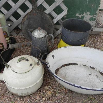 S2-20   ENAMELWARE & CAST IRON