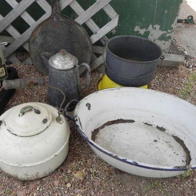 S2-20   ENAMELWARE & CAST IRON
