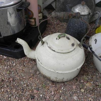 S2-20   ENAMELWARE & CAST IRON