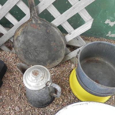 S2-20   ENAMELWARE & CAST IRON