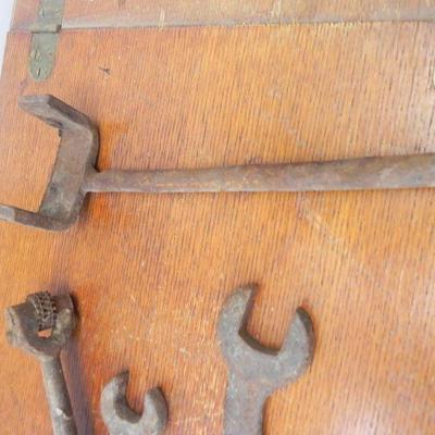 LOT 324  OLD HAND TOOLS & BOX OF HARDWARE