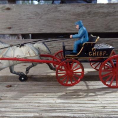 LOT 327  CAST POLICE CHIEF AND VEHICLE