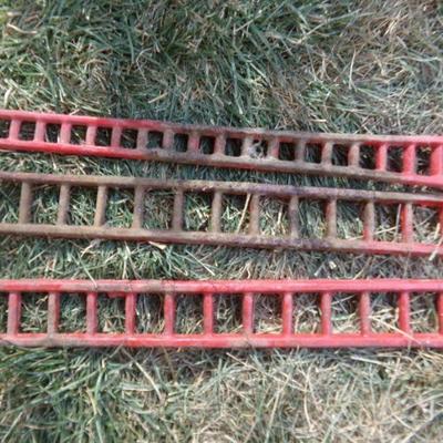 LOT 331  CAST TOY HORSE DRAWN FIRE TRUCK/WAGON 