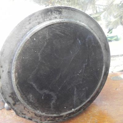 LOT 333  VINTAGE KITCHEN ITEMS