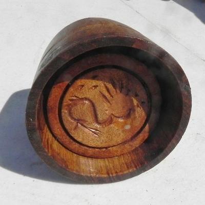 LOT 333  VINTAGE KITCHEN ITEMS