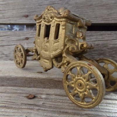 LOT 337  CAST CINDERELLA LIKE CARRIAGE AND TRUCK