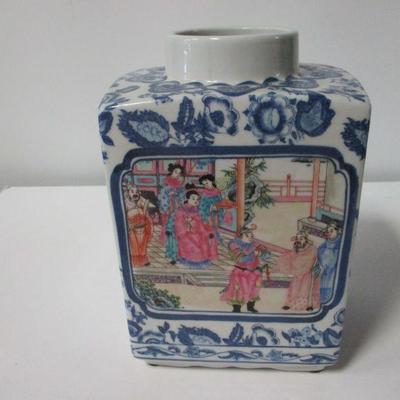 Lot 2 - Vintage Chinoiserie Porcelain Ginger Jar