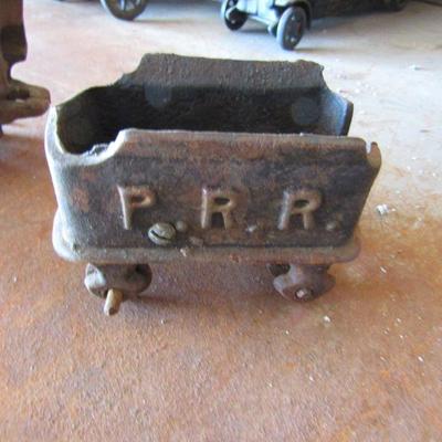 G-2  CAST IRON TRAIN & CART