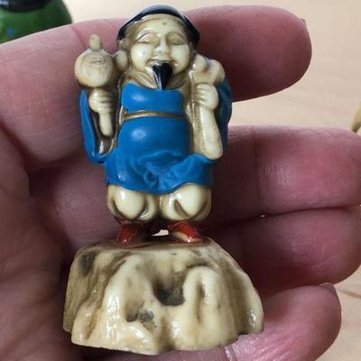 D5: Vintage Numbered Oriental Chinese Plastic Figurines Statues Set of 7