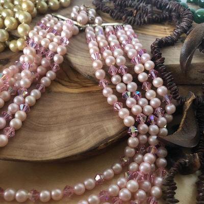 D10: Collection of Necklaces