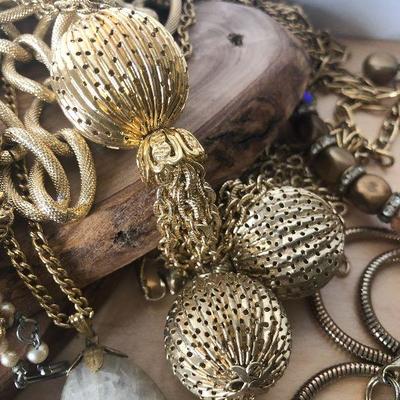 D11: Large Collection of Gold-tone Costume Jewelry