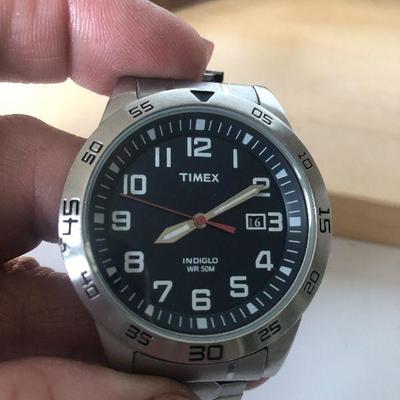 D12: Men's Watches-Untested
