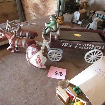 G-8  CAST IRON FRUIT AND VEGETABLE HORSE AND CART