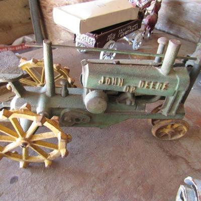 G-9  CAST IRON JOHN DEER TRACTOR & MCCORMICK DEERING TRACTOR