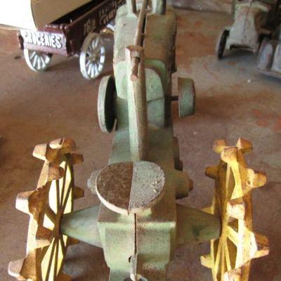 G-9  CAST IRON JOHN DEER TRACTOR & MCCORMICK DEERING TRACTOR