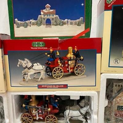 LOT#A93: Lemax Christmas Lot
