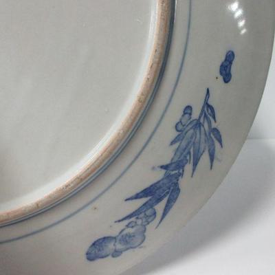 Lot 5 -Vintage Blue & White Chinoiserie Porcelain Plate Picture Frame with Ikebana Backdrop Scallop Edge 16