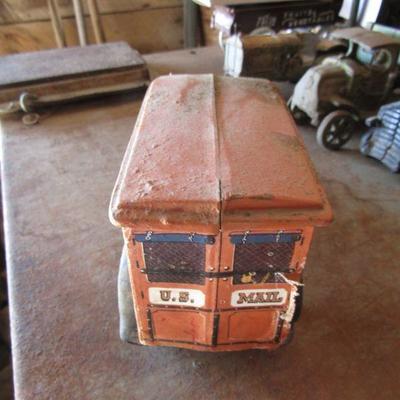 G-12  CAST IRON MAIL TRUCK & CAR