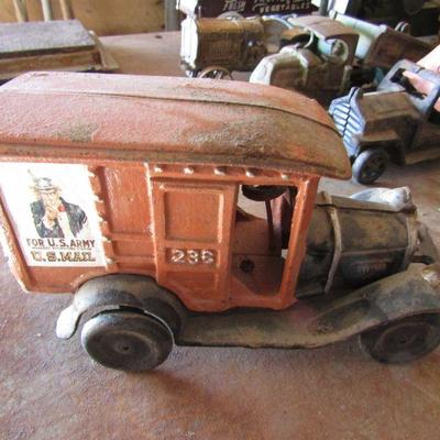 G-12  CAST IRON MAIL TRUCK & CAR