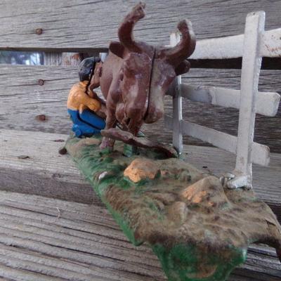 LOT 261  CAST IRON COIN BANK & CAR