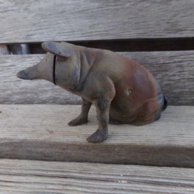 LOT 262  CAST IRON PIG/BOAR PIGGY BANK