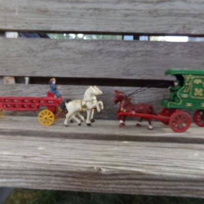 LOT 263  CAST IRON HORSE DRAWN FIRETRUCK AND US MAIL WAGON