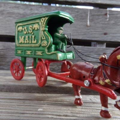 LOT 263  CAST IRON HORSE DRAWN FIRETRUCK AND US MAIL WAGON
