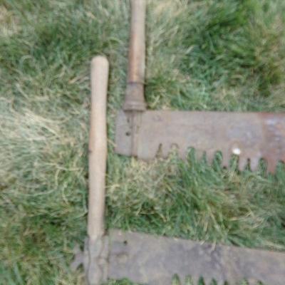 LOT 266  2 MAN HAND SAW