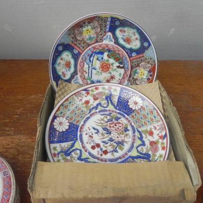 LOT 278  ASIAN THEMED BREAD PLATES AND TRINKET BOXES