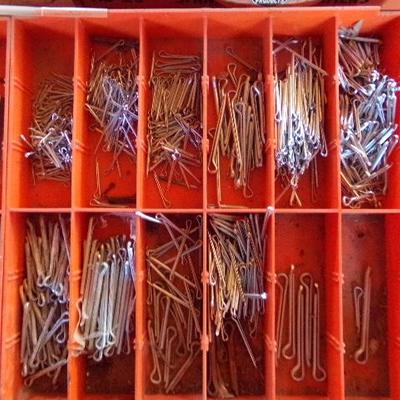 WS-25  VARIETY OF HARDWARE