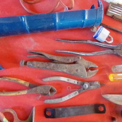 WS-29  TOOLS AND SCREW/C-CLAMPS