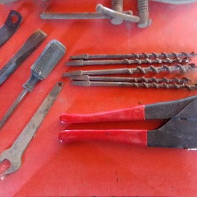 WS-29  TOOLS AND SCREW/C-CLAMPS