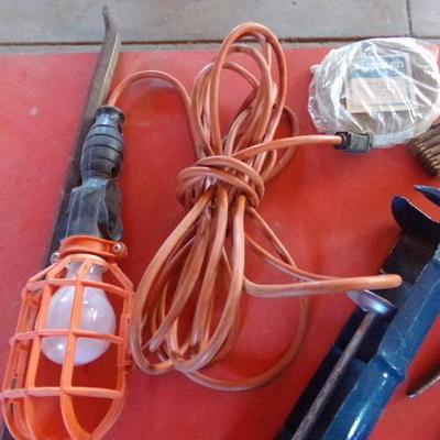 WS-29  TOOLS AND SCREW/C-CLAMPS