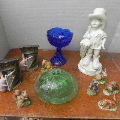 LOT 257  SMALL HOME DECOR