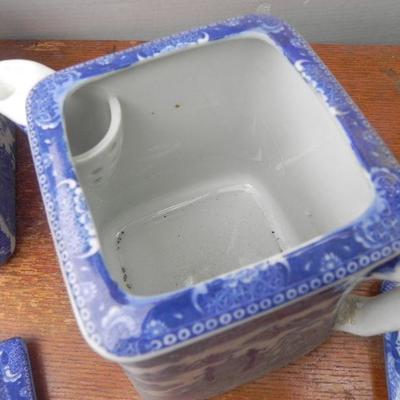 LOT 256  TEAPOT AND CANISTER