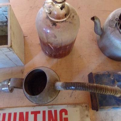 WS-36  OIL CAN SPOUT AND SIGNS