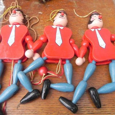 LOT 251  PUPPETS, MUSIC BOX AND BEAR RIDING A TRICYCLE