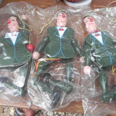 LOT 251  PUPPETS, MUSIC BOX AND BEAR RIDING A TRICYCLE